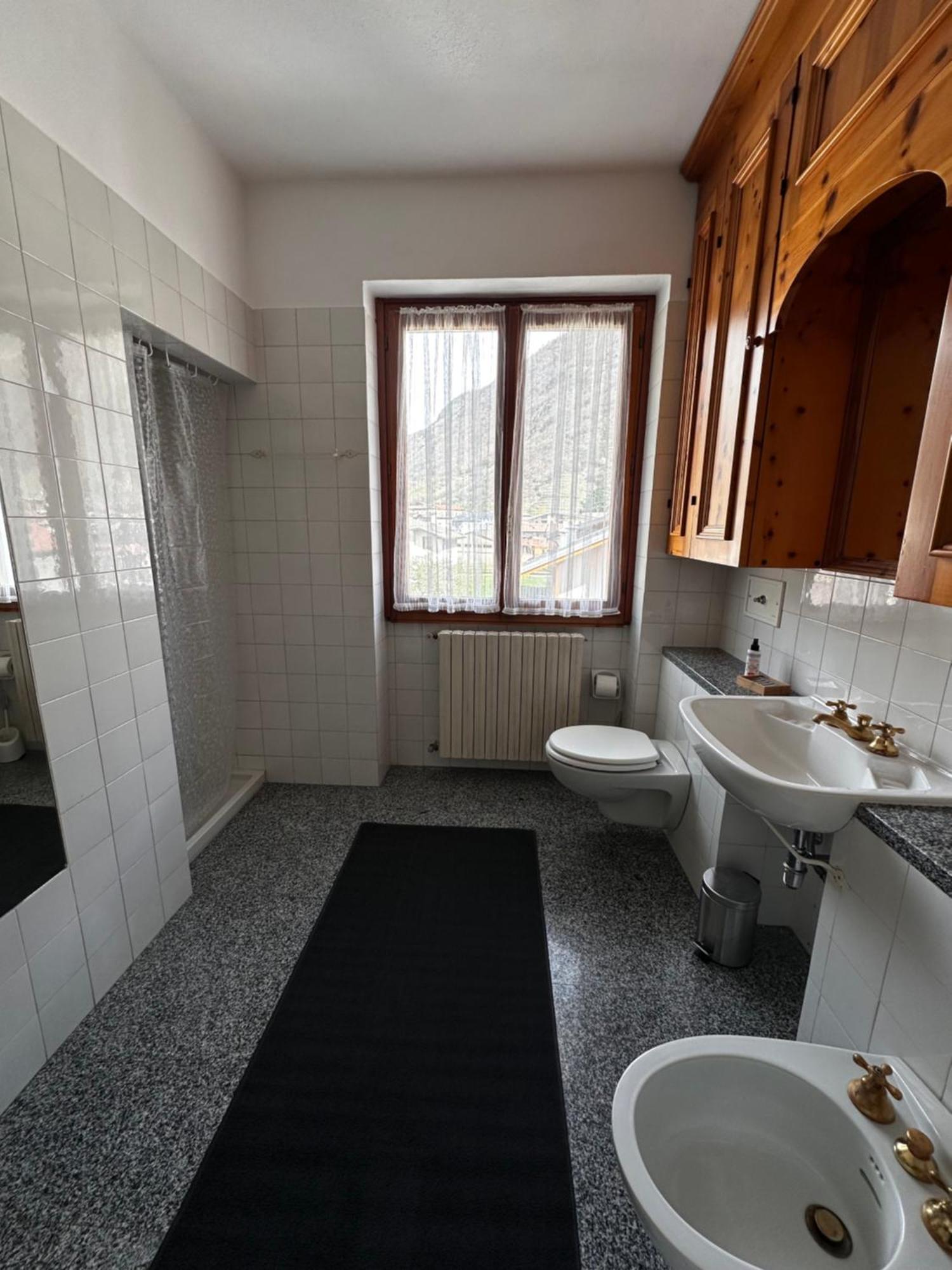 Ampio Appartamento Con Vista “Casa Magro” Тирано Екстериор снимка